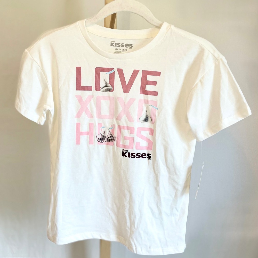 Hersheys Kisses Girls Love‎ XOXO Hugs Graphic T-Shirt White Size Small 6-7